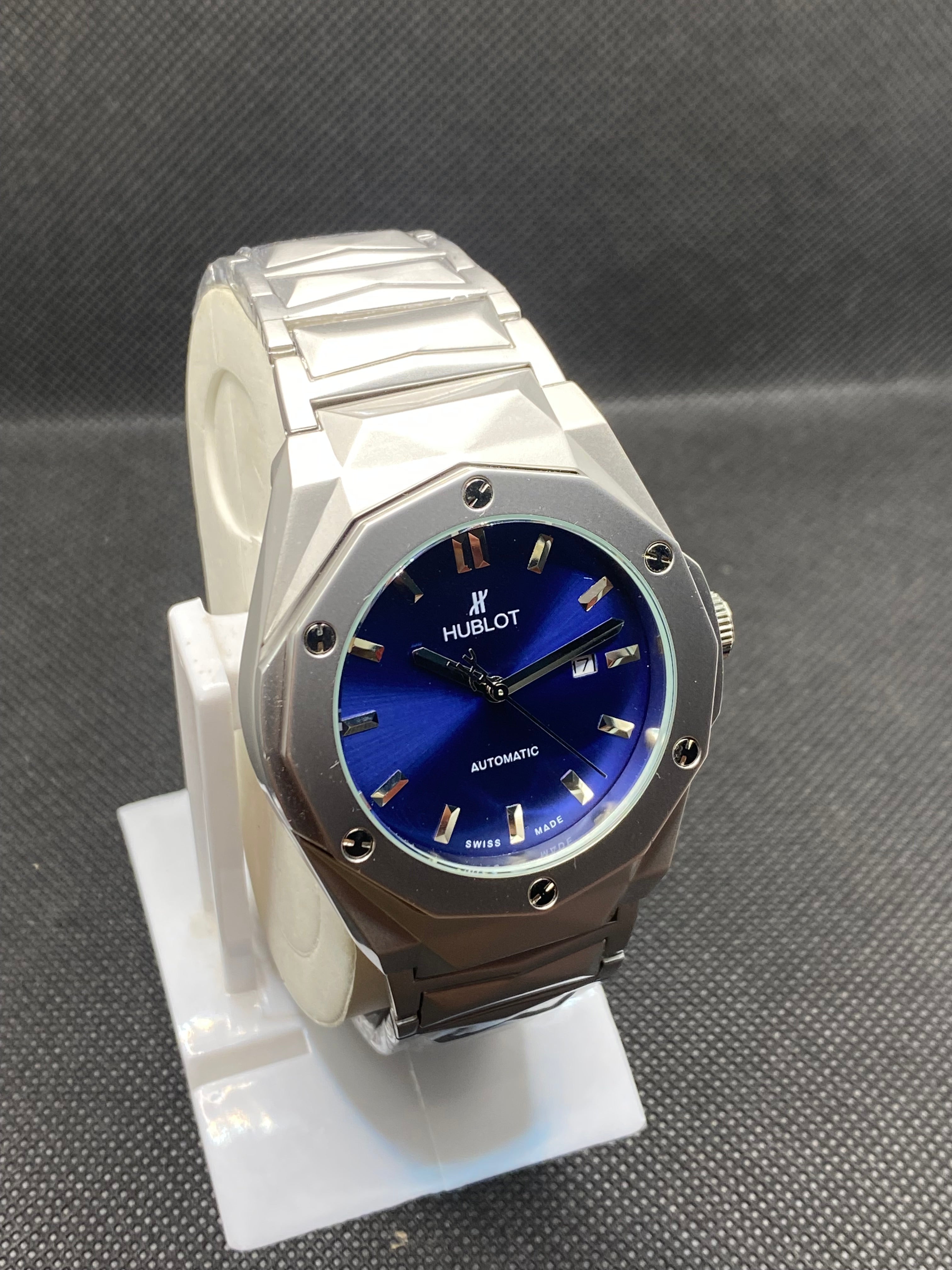 HUBLOT- NAVY DIAMOND CUT