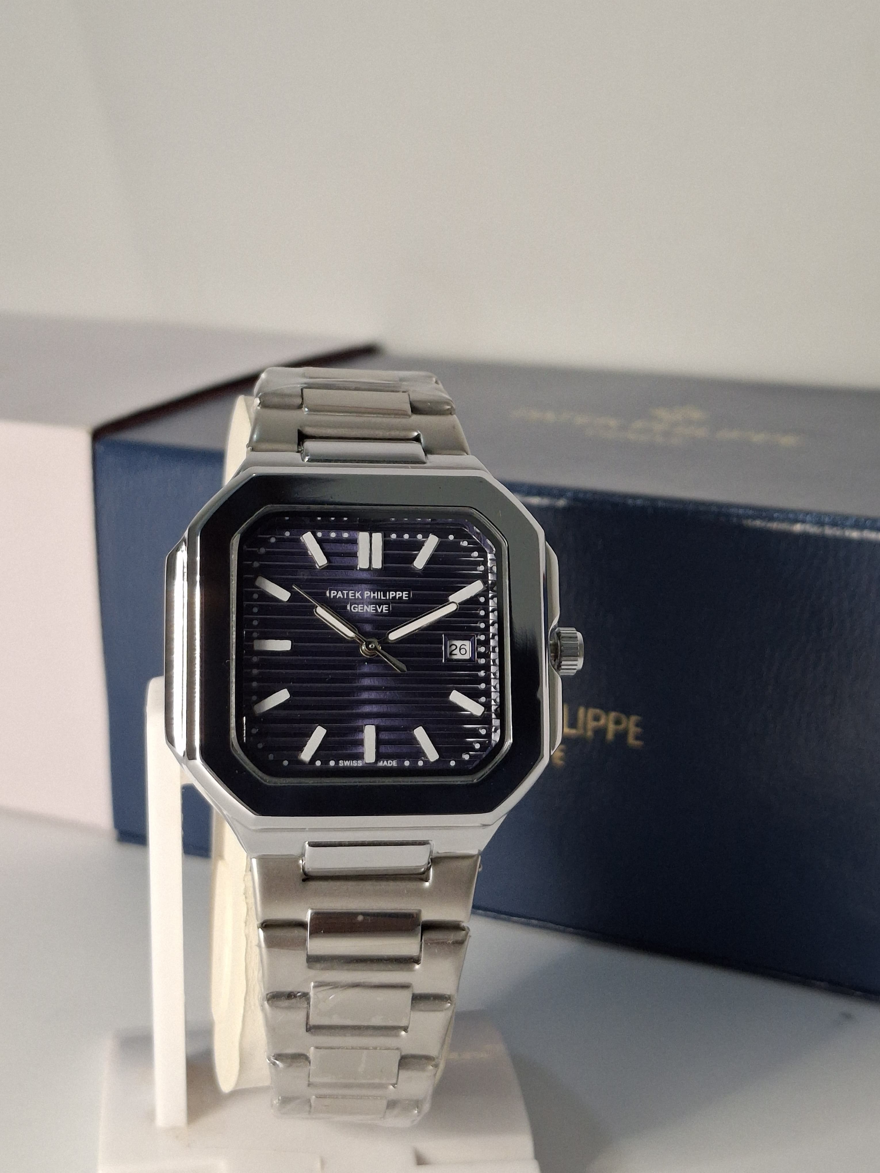 PATEK PHILIPPE-SQUARE SHAPE