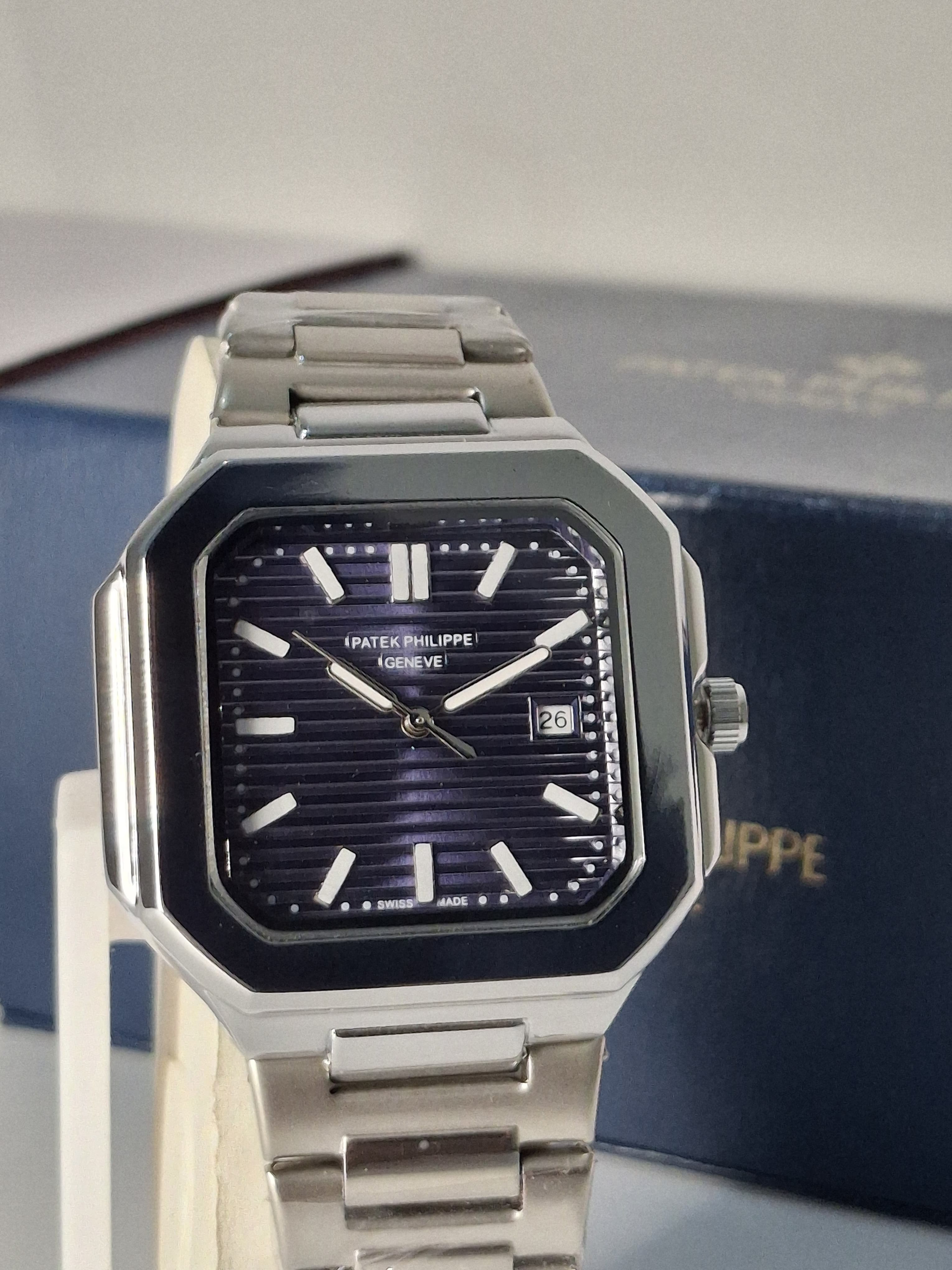 PATEK PHILIPPE-SQUARE SHAPE